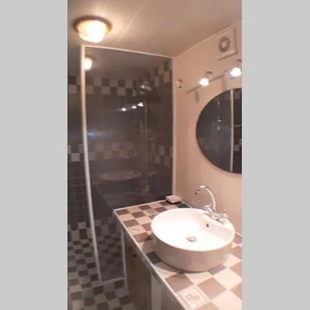 3 étoiles 300m Piscine Privée Grand Jardin *