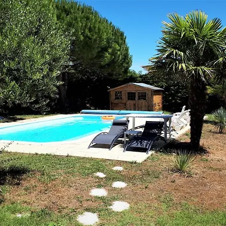 3 étoiles 300m Piscine Privée Grand Jardin *