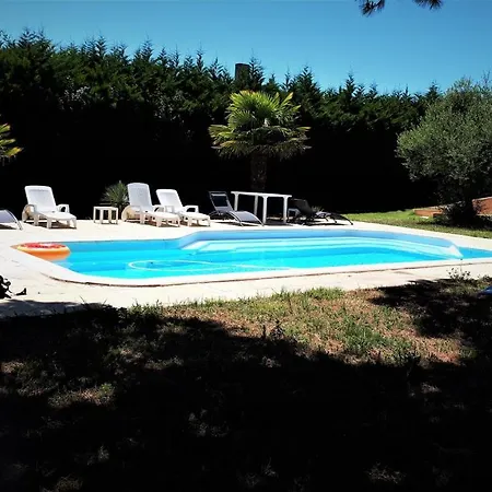 3 Etoiles 300m Piscine Privee Grand Jardin