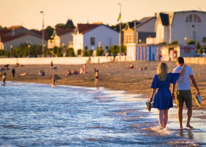 3 Etoiles 300m Piscine Privee Grand Jardin Châtelaillon-Plage